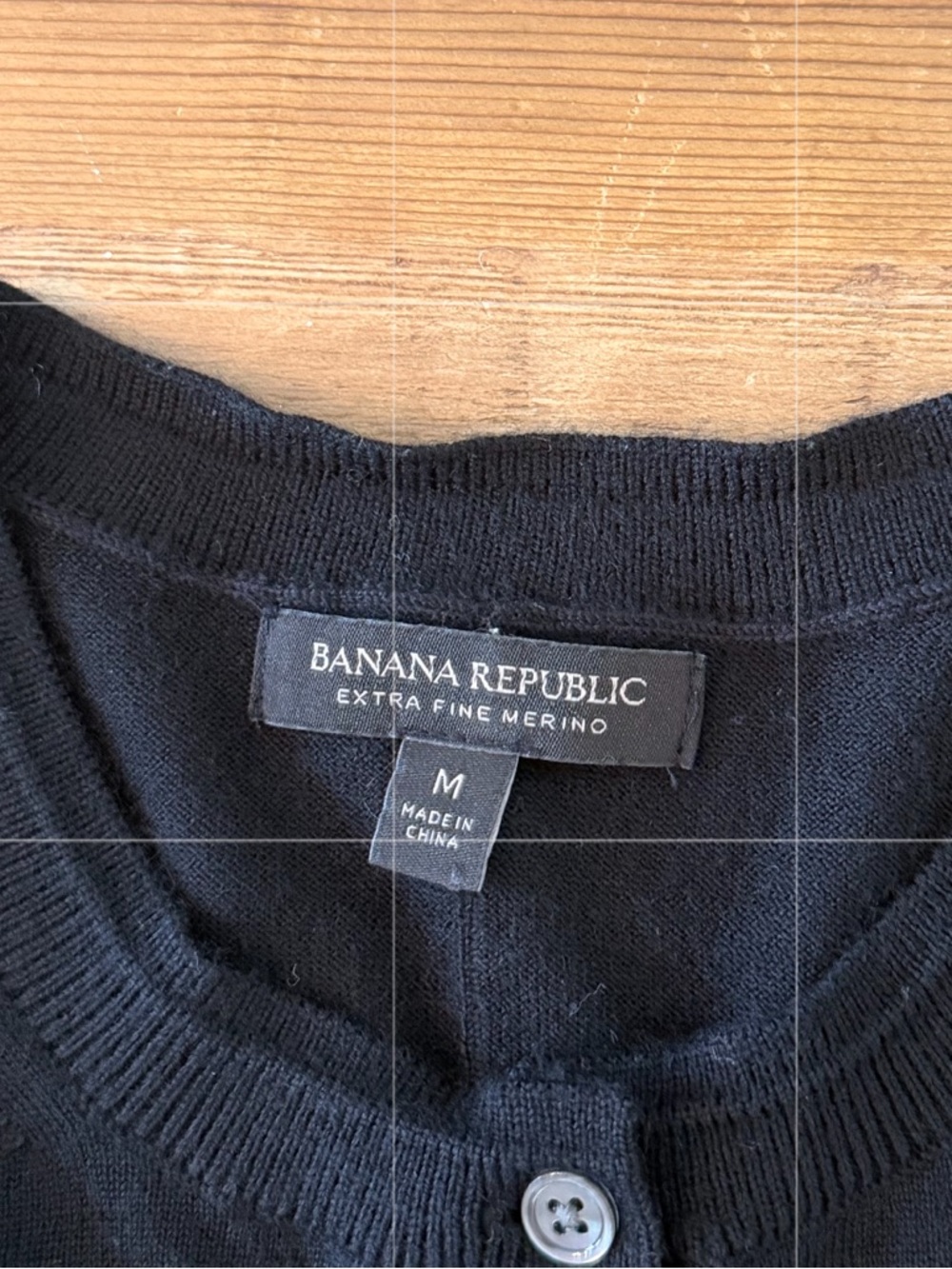 Banana Republic Factory Marino Wool Cardigan. Women’s Sz-M Black | Sweater - Picture 4 of 8